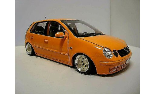 Volkswagen Polo Base 1/18 Anson 9n orange jantes 13 pouces modellautos