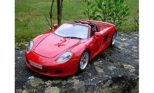 Porsche Carrera GT Base 1/18 Maisto rot modellautos