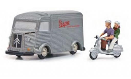 Modellautos Citroen Type HY 1/90 Schuco Vespa avec Vespa et figurines Citroen Type HY 1/90 Schuco Vespa avec Vespa et figurines modellautos