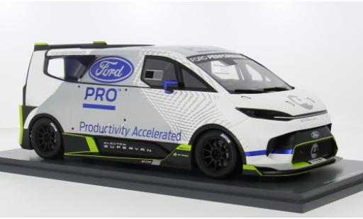 Modellautos Ford Transit 1/18 Schuco ProR SuperVan 4 2000HP 2022 1:18 Ford Transit 1/18 Schuco ProR SuperVan 4 2000HP 2022 1:18 modellautos