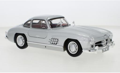 Modellautos Mercedes 300 1/18 Schuco SL silber 1954 Mercedes 300 1/18 Schuco SL silber 1954 modellautos