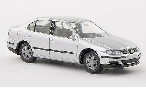 Seat Toledo II 1/87 AWM grau modellautos