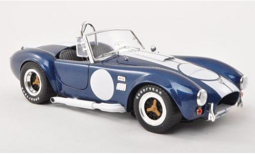 Modellautos Shelby Cobra 1/18 Shelby Collectibles 427 S/C mettalic blau/weiss légende Series Shelby Cobra 1/18 Shelby Collectibles 427 S/C mettalic blau/weiss légende Series modellautos