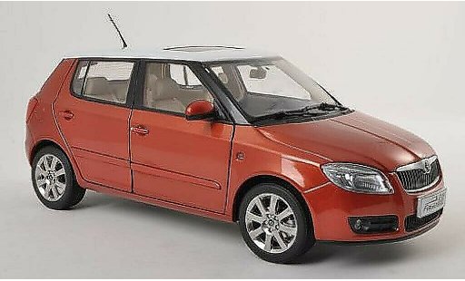 Skoda Fabia Base 1/18 Paudi kupfer/weiss 2008 modellautos