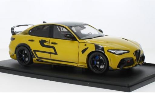 Alfa Romeo Giulia 1/18 Solido GTAM metallise gelb 2022 1:18 modellautos