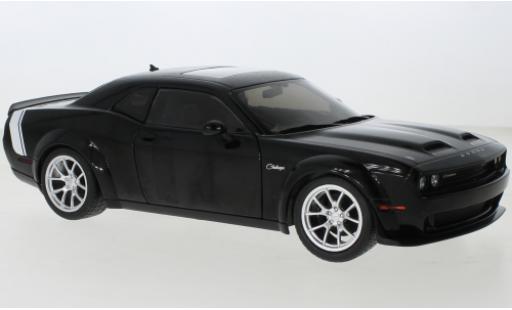 Modellautos Dodge Challenger 1/18 Solido SRT Hellcat Widebody schwarz 2023 Dodge Challenger 1/18 Solido SRT Hellcat Widebody schwarz 2023 modellautos