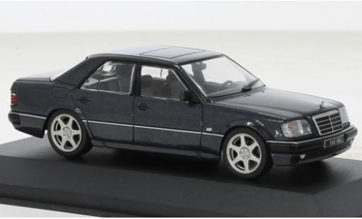 Modellautos Mercedes Classe E 1/43 Solido E60 (W124) AMG metallise anthracite 1990 Mercedes Classe E 1/43 Solido E60 (W124) AMG metallise anthracite 1990 modellautos