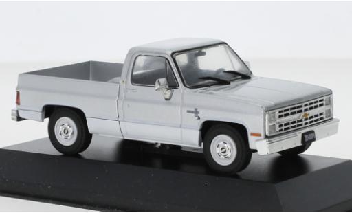 Modellautos Chevrolet C-10 1/43 SpecialC Silverado silber/weiss 1986 Chevrolet C-10 1/43 SpecialC Silverado silber/weiss 1986 modellautos