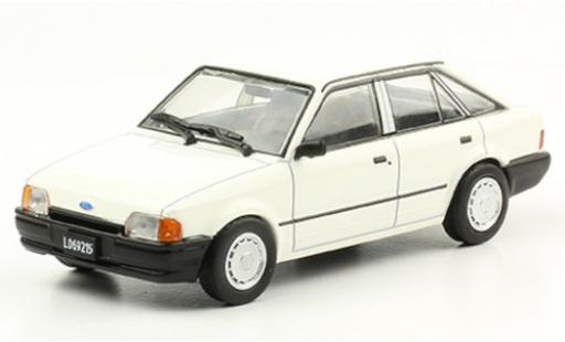 Modellautos Ford Escort 1/43 SpecialC GL weiss 1988 Ford Escort 1/43 SpecialC GL weiss 1988 modellautos