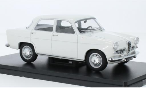 Modellautos Alfa Romeo Giulietta 1/24 SpecialC .-132 TI weiss 1958 1:24 Alfa Romeo Giulietta 1/24 SpecialC .-132 TI weiss 1958 1:24 modellautos