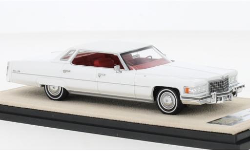 Modellautos Cadillac Deville 1/43 Stamp Models DeVille Sedan weiss 1976 Cadillac Deville 1/43 Stamp Models DeVille Sedan weiss 1976 modellautos