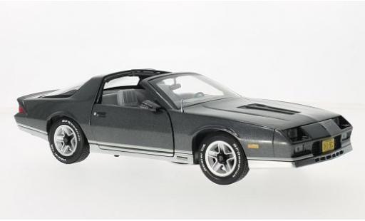 Chevrolet Camaro 1/18 Sun Star grau 1982 modellautos