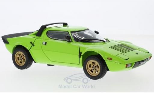 Modellautos Lancia Stratos 1/18 Sun Star Stradale grün 1975 ohne Vitrine Lancia Stratos 1/18 Sun Star Stradale grün 1975 ohne Vitrine modellautos
