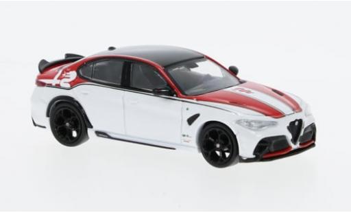 Alfa Romeo Giulia 1/64 Tarmac Works GTA rot/metallise weiss 1:64 modellautos