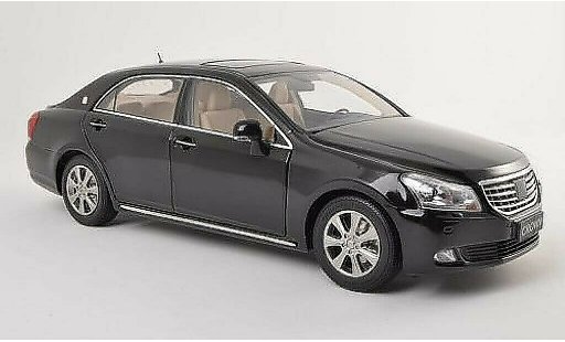 Toyota Crown Base 1/18 Paudi schwarz 2010 modellautos