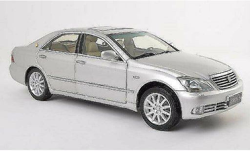 Toyota Crown Base 1/18 Paudi grau 2005 modellautos