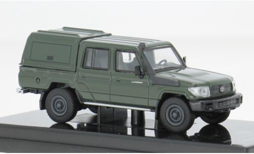 Modellautos Toyota Land Cruiser Dbl Cab Pickup LC79 gr&Atilde;&frac14;n 2014 1/64 Para64