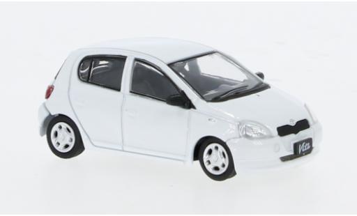 Modellautos Toyota Yaris 1/64 BM Creations weiss 1:64 Toyota Yaris 1/64 BM Creations weiss 1:64 modellautos
