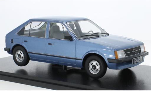 Opel Kadett 1/18 Triple 9 Collection D metallise bleu modellautos