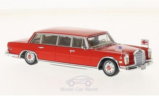 Modellautos Mercedes 600 Pullmann 1/43 TrueScale Miniatures Pullmann 1972 Red Baron Hilton Family Mercedes 600 Pullmann 1/43 TrueScale Miniatures Pullmann 1972 Red Baron Hilton Family modellautos