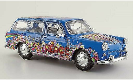 Volkswagen 1600 Variant 1/24 Maisto blau mit Dekor modellautos