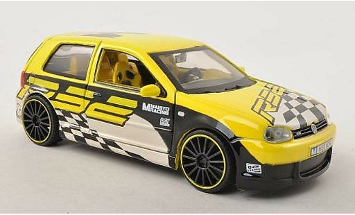 Volkswagen Golf R32 1/24 Maisto Tuning Racing gelb mit Dekoration 2003 modellautos