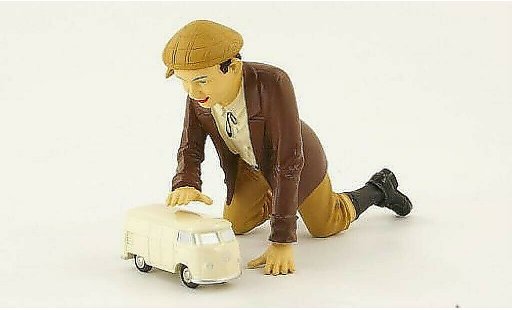 Volkswagen T1 Base 1/90 Schuco Kastenwagen beige mit Figur modellautos
