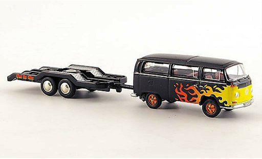 Volkswagen T2 Base 1/87 Bub Bus schwarz mit Flammendekor und Hanger modellautos
