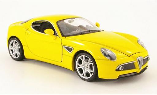 Modellautos Alfa Romeo 8C 1/24 Welly Competizione met.-gelb 1:24 Alfa Romeo 8C 1/24 Welly Competizione met.-gelb 1:24 modellautos