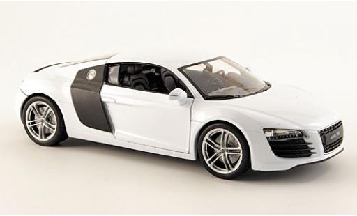 Audi R8 1/24 Welly weiss 1:24 modellautos