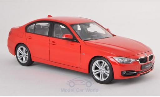 Bmw 335 1/18 Welly i rot modellautos