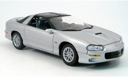 Chevrolet Camaro 1/18 Welly SS silber 2002 1:18 modellautos