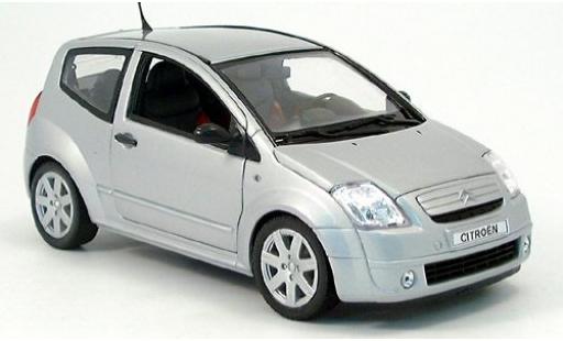 Modellautos Citroen C2 1/18 Welly silber 2003 1:18 Citroen C2 1/18 Welly silber 2003 1:18 modellautos