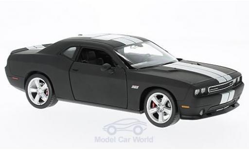 Modellautos Dodge Challenger 1/24 Welly SRT matt-schwarz/silber 2012 ohne Vitrine Dodge Challenger 1/24 Welly SRT matt-schwarz/silber 2012 ohne Vitrine modellautos