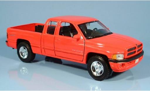 Modellautos Dodge RAM 1/24 Welly Ram 1500 Sport rot 2002 1:24 Dodge RAM 1/24 Welly Ram 1500 Sport rot 2002 1:24 modellautos