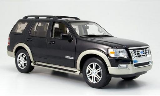 Modellautos Ford Explorer 1/18 Welly schwarz Eddie Bauer 2006 1:18 Ford Explorer 1/18 Welly schwarz Eddie Bauer 2006 1:18 modellautos