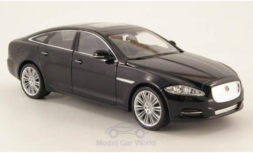 Modellautos Jaguar XJ 1/24 Welly schwarz 2010 ohne Vitrine Jaguar XJ 1/24 Welly schwarz 2010 ohne Vitrine modellautos