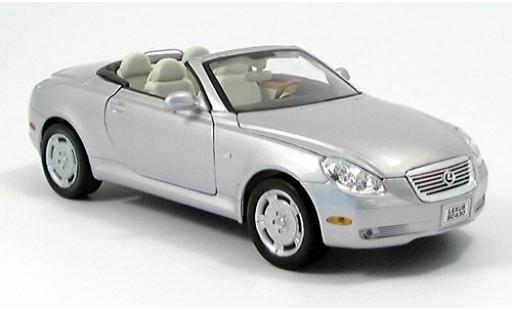 Modellautos Lexus SC 1/24 Welly 430 silber 1:24 Lexus SC 1/24 Welly 430 silber 1:24 modellautos