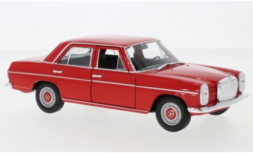 Modellautos Mercedes 220 1/24 Welly (W115) rot 1968 Mercedes 220 1/24 Welly (W115) rot 1968 modellautos