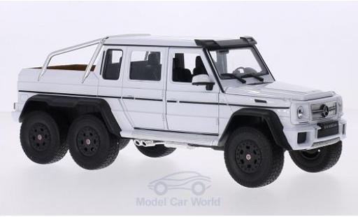 Modellautos Mercedes Classe G 1/24 Welly G 63 AMG 6x6 weiss Mercedes Classe G 1/24 Welly G 63 AMG 6x6 weiss modellautos