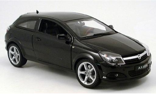 Opel Astra 1/18 Welly GTC schwarz 2005 1:18 modellautos