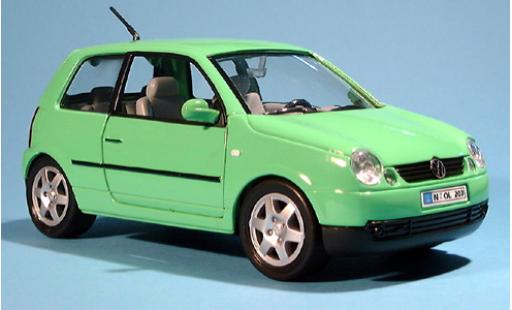 Volkswagen Lupo 1/24 Welly grün 1:24 modellautos