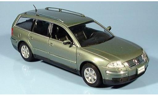 Modellautos Volkswagen Passat 1/24 Welly Variant met. grün 2001 1:24 Volkswagen Passat 1/24 Welly Variant met. grün 2001 1:24 modellautos