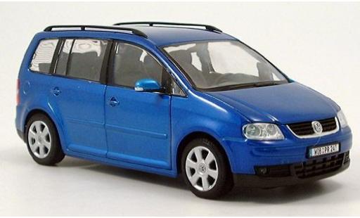 Modellautos Volkswagen Touran 1/24 Welly (ohne Farbangabe) 2004 1:24 Volkswagen Touran 1/24 Welly (ohne Farbangabe) 2004 1:24 modellautos