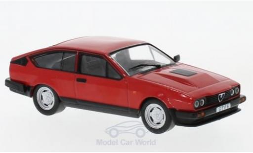 Modellautos Alfa Romeo GT 1/43 WhiteBox V 6 rot 1985 Alfa Romeo GT 1/43 WhiteBox V 6 rot 1985 modellautos