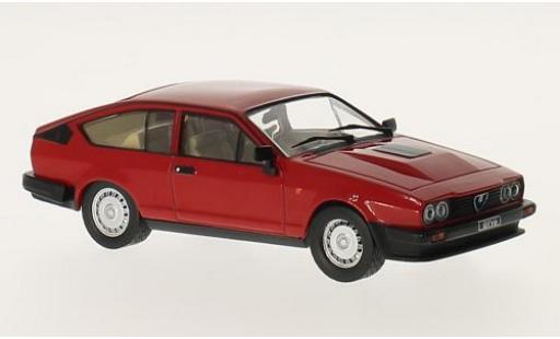 Modellautos Alfa Romeo GT 1/43 WhiteBox V6 2.5 rot 1980 Alfa Romeo GT 1/43 WhiteBox V6 2.5 rot 1980 modellautos