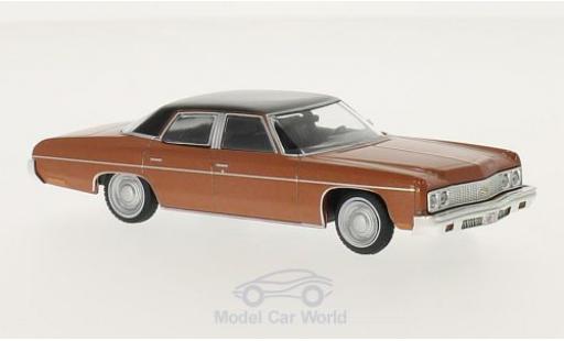 Chevrolet Bel Air 1973 1/43 WhiteBox mettalic kupfer/schwarz 1973 modellautos
