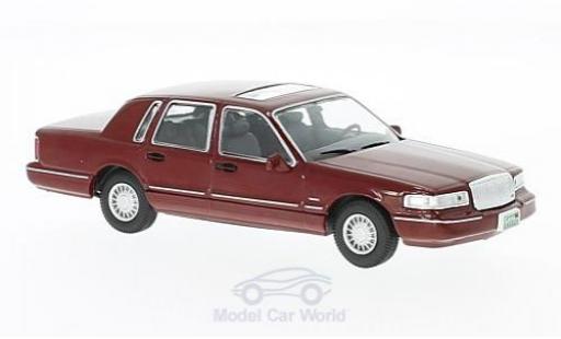 Modellautos Lincoln Town Car 1/43 WhiteBox rot 1996 Lincoln Town Car 1/43 WhiteBox rot 1996 modellautos