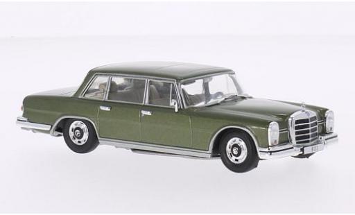Modellautos Mercedes 600 1/43 WhiteBox (W100) mettalic grün 1964 Mercedes 600 1/43 WhiteBox (W100) mettalic grün 1964 modellautos