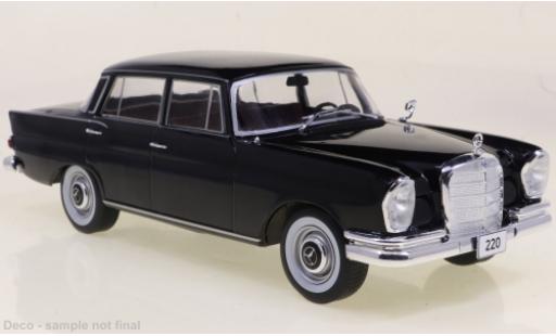 Mercedes 220 1/24 WhiteBox (W111) noire 1959 modellautos
